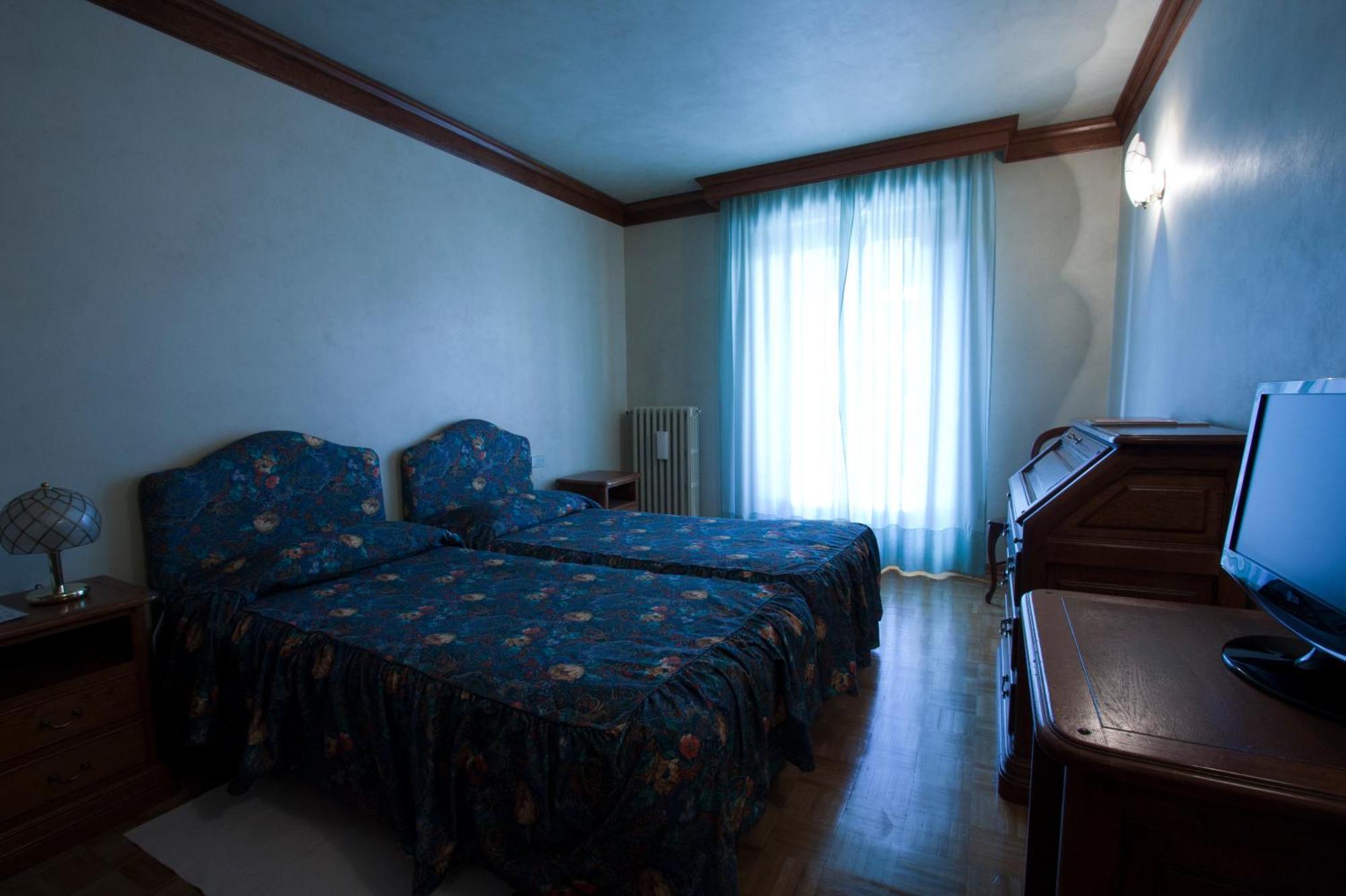 Hotel Panoramique ตอร์ญอน ภายนอก รูปภาพ